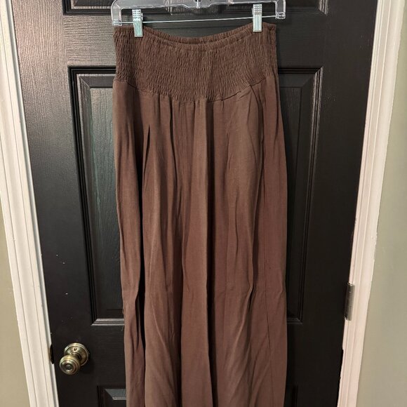 Pants - Womens Wide Leg Drapey Pull On Pants